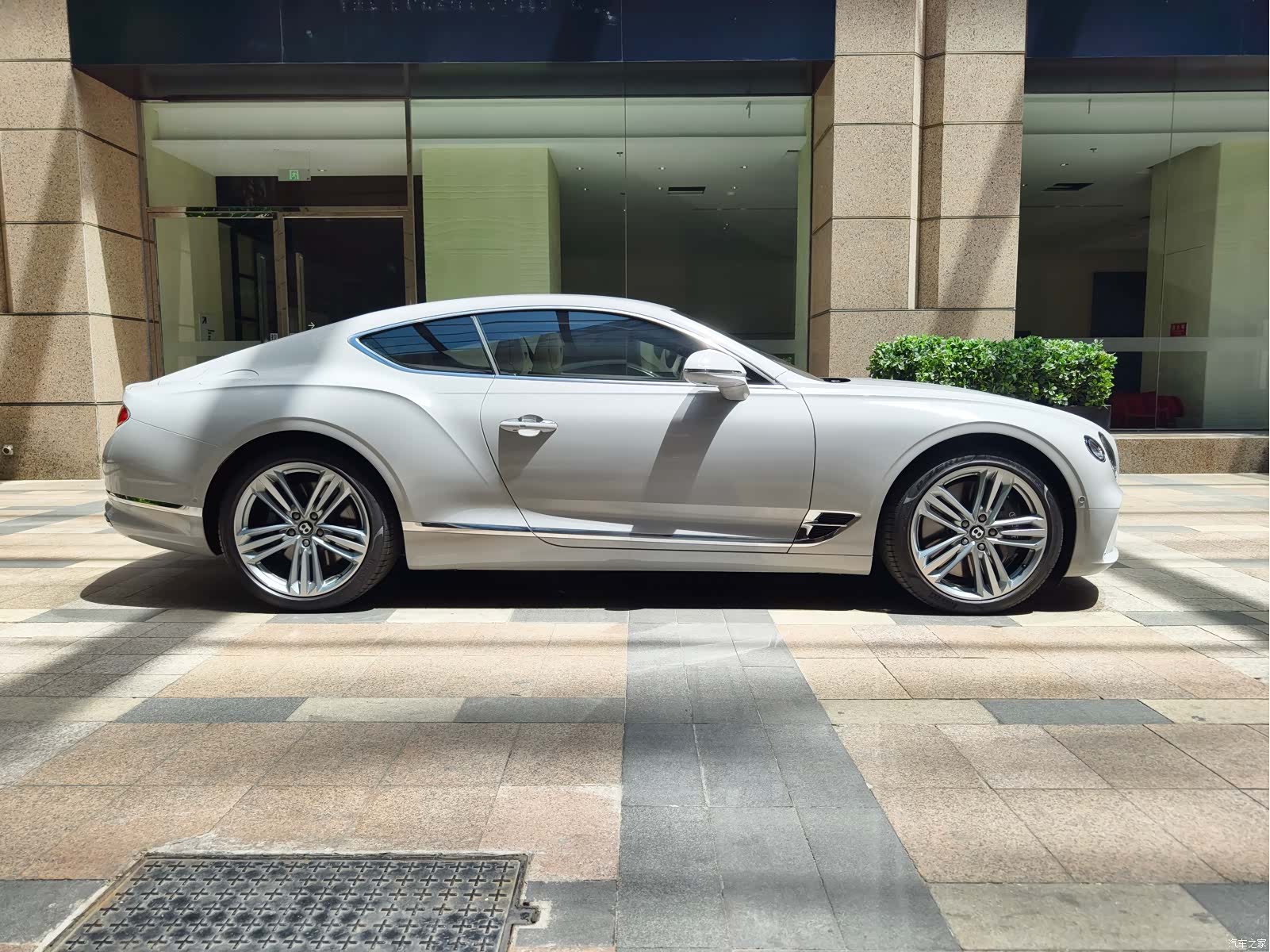 Bentley Continental GT, 2024 4