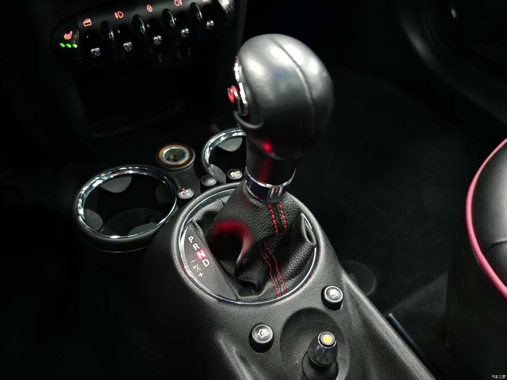 Mini Clubman, 2012 24