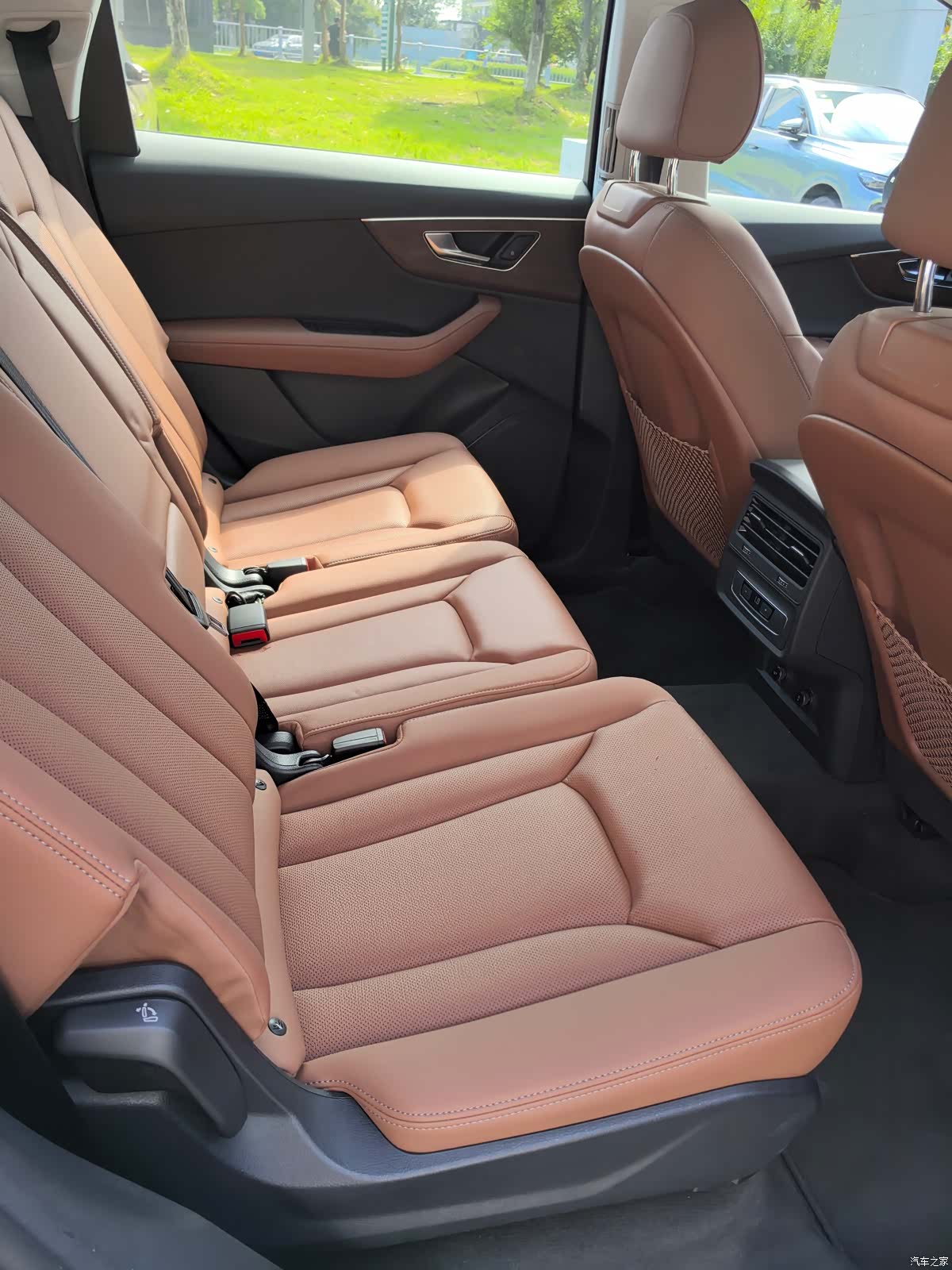 Audi Q7, 2024 6