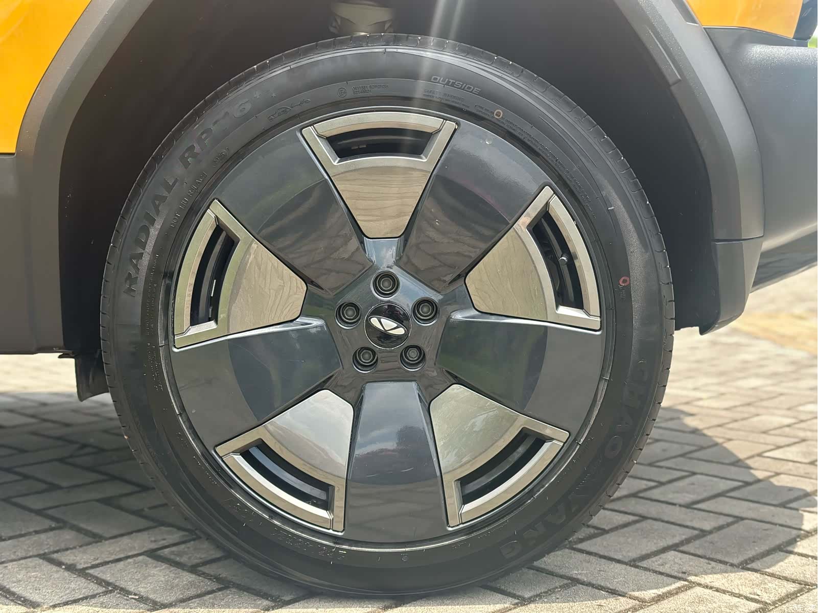 Chery X3L, 2025 11