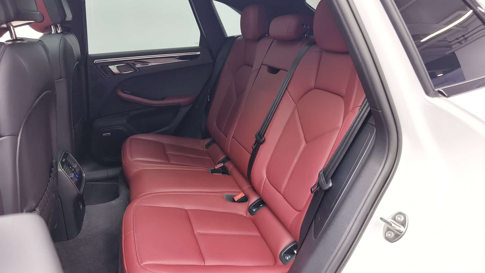 Porsche Macan, 2022 13