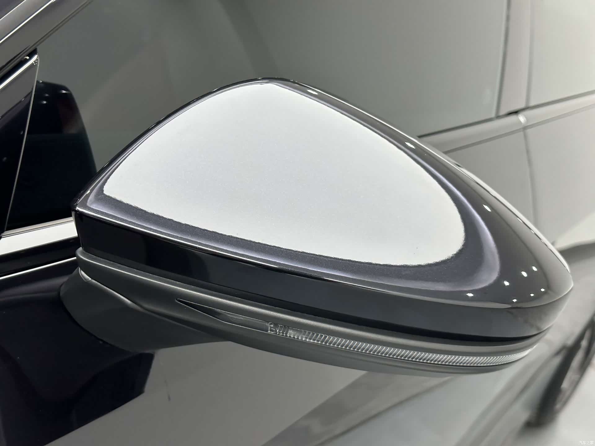 Audi A7L, 2024 23