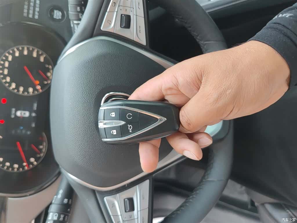 Changan CS35, 2020 9