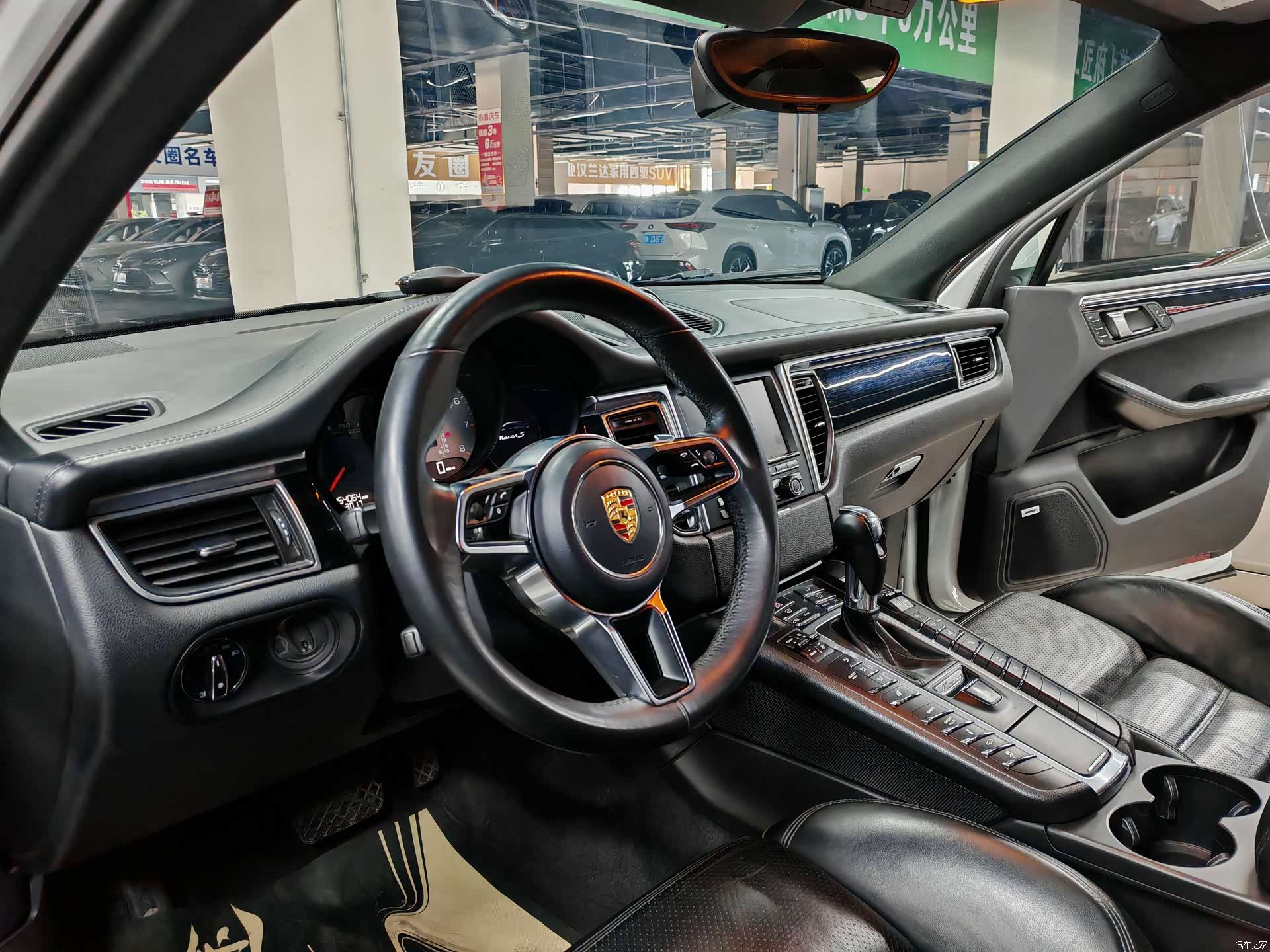 Porsche Macan, 2014 все фото