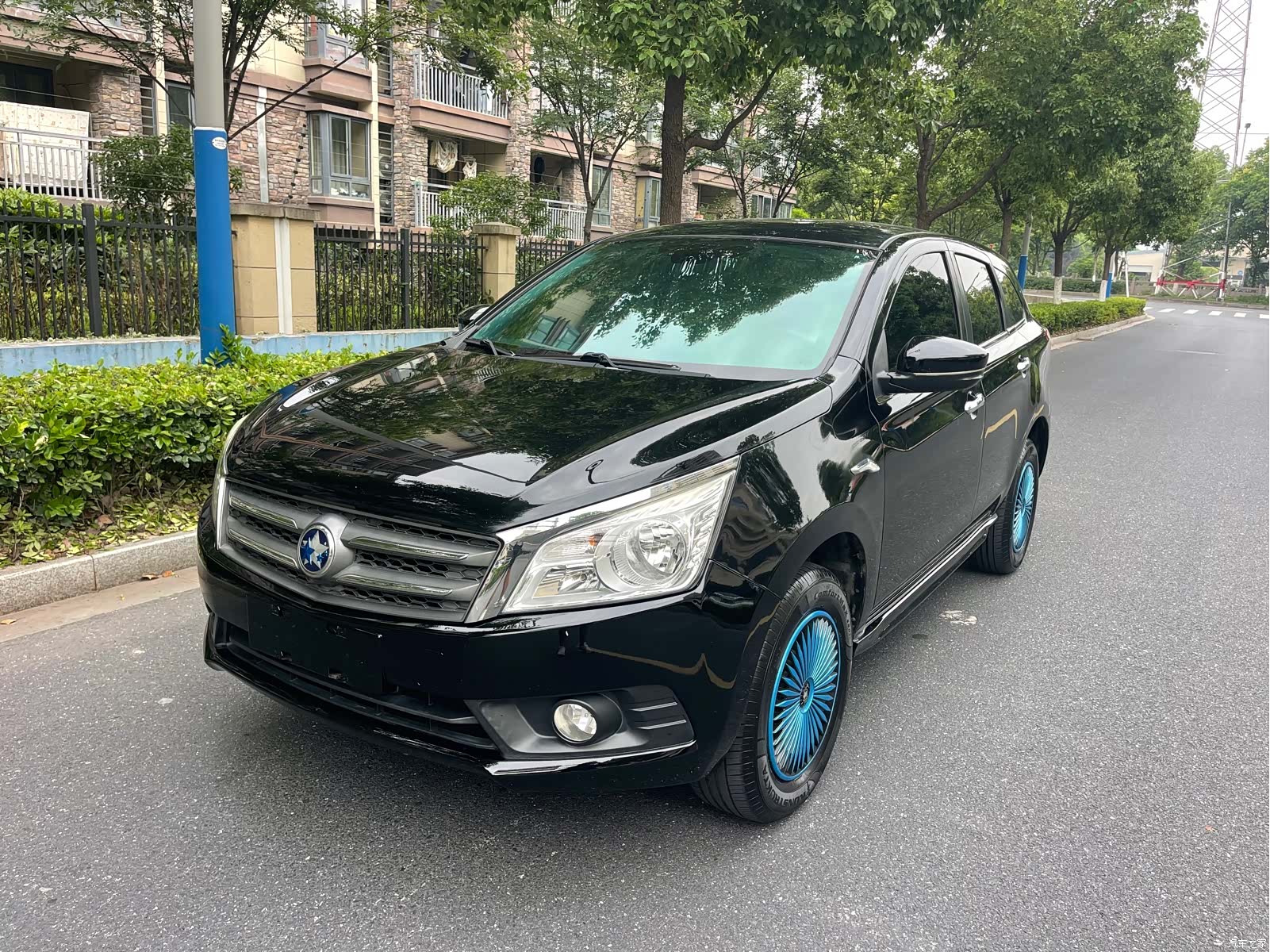 Nissan T70, 2015 1