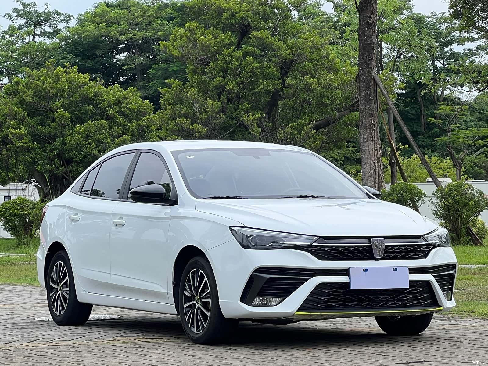 Roewe i5, 2023 3