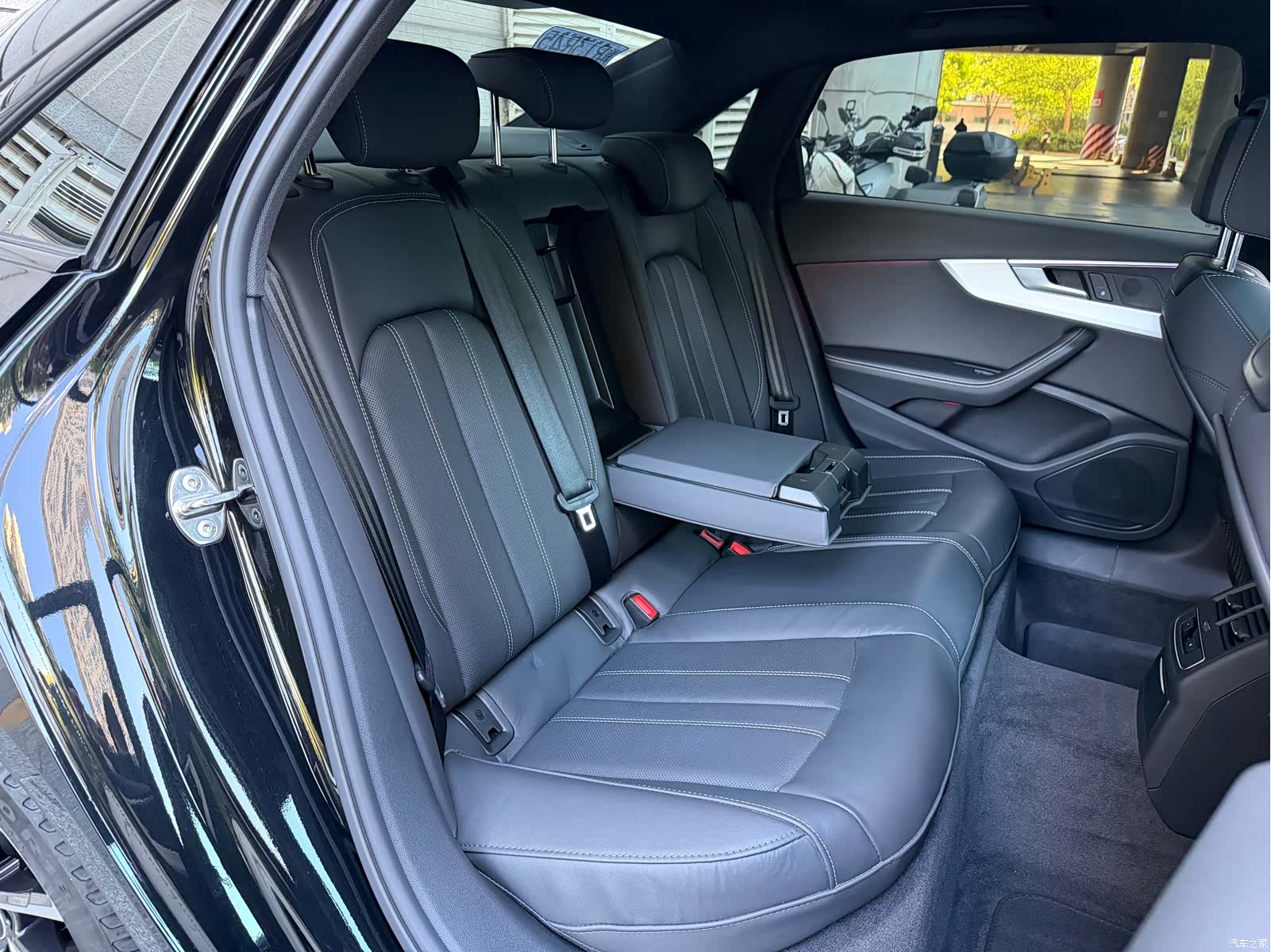 Audi A4L, 2023 8