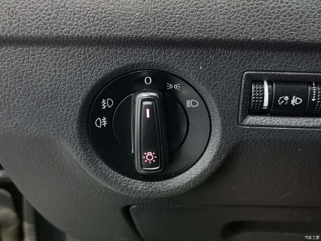 Volkswagen Passat, 2018 18