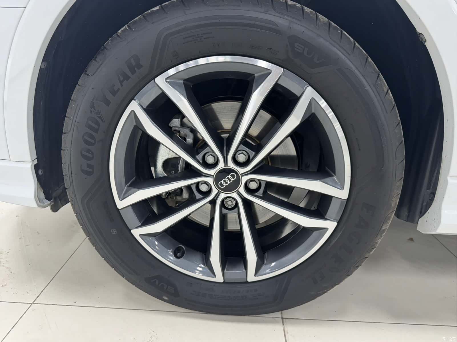 Audi Q3, 2023 10