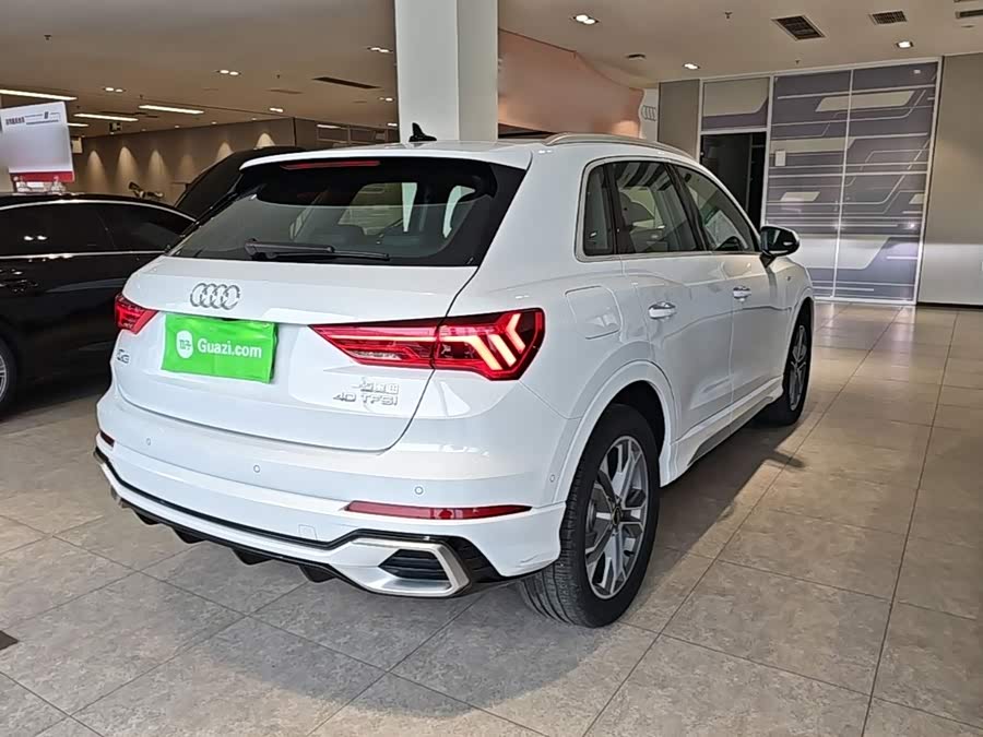 Audi Q3 2024, фото 7
