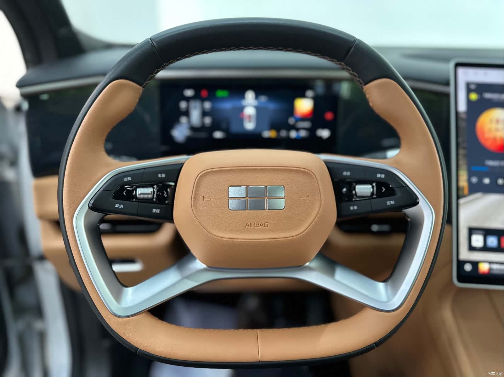 Geely Galaxy L7, 2025 8