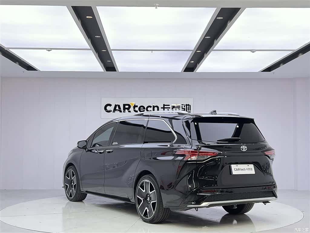 Toyota Granvia, 2023 6