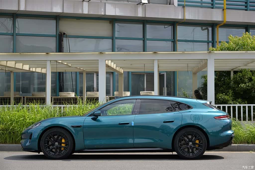 SAIC ShangJie Z7T, 2026 2
