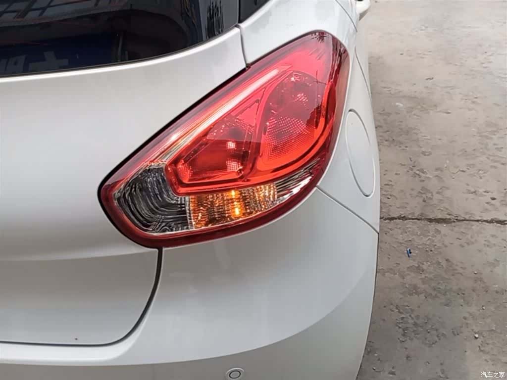 Wuling 310, 2017 24