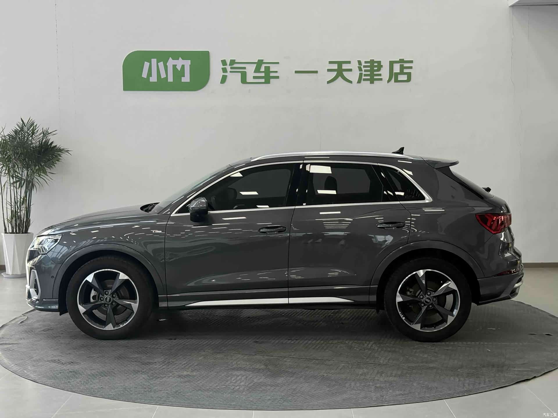 Audi Q3, 2023 6