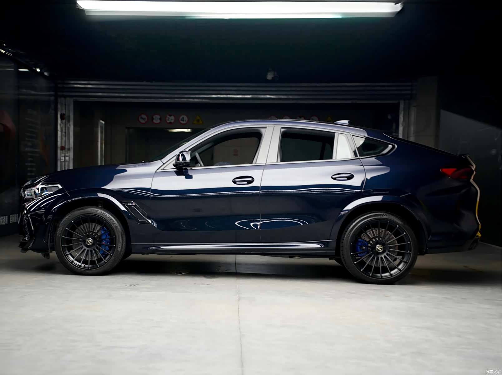 BMW X6, 2021 3