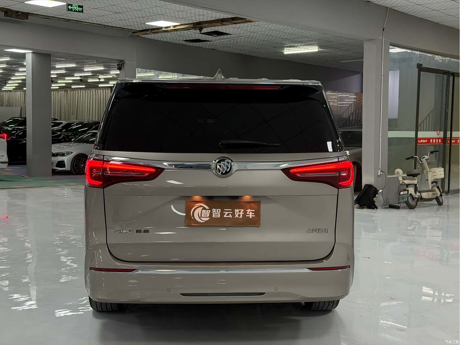 Buick GL8, 2024 8