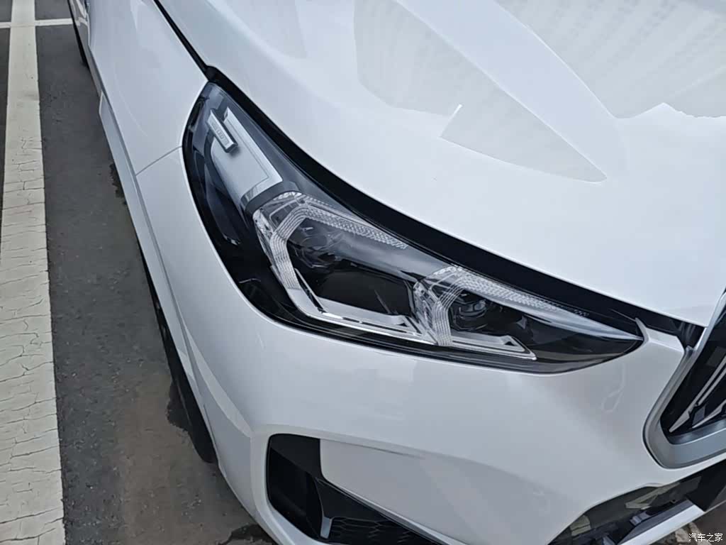 BMW X1, 2025 13