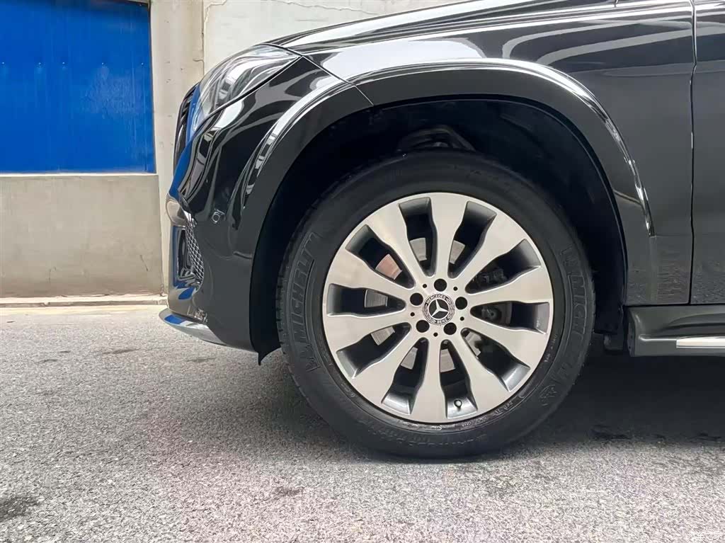 Mercedes-Benz GLS, 2018 6