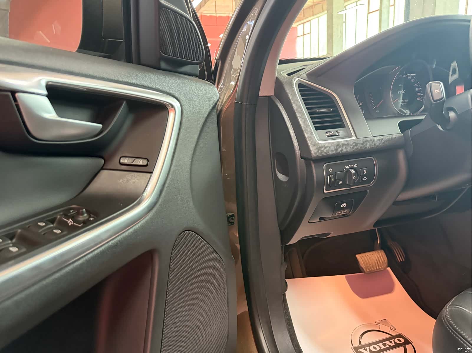 Volvo XC60, 2014 6