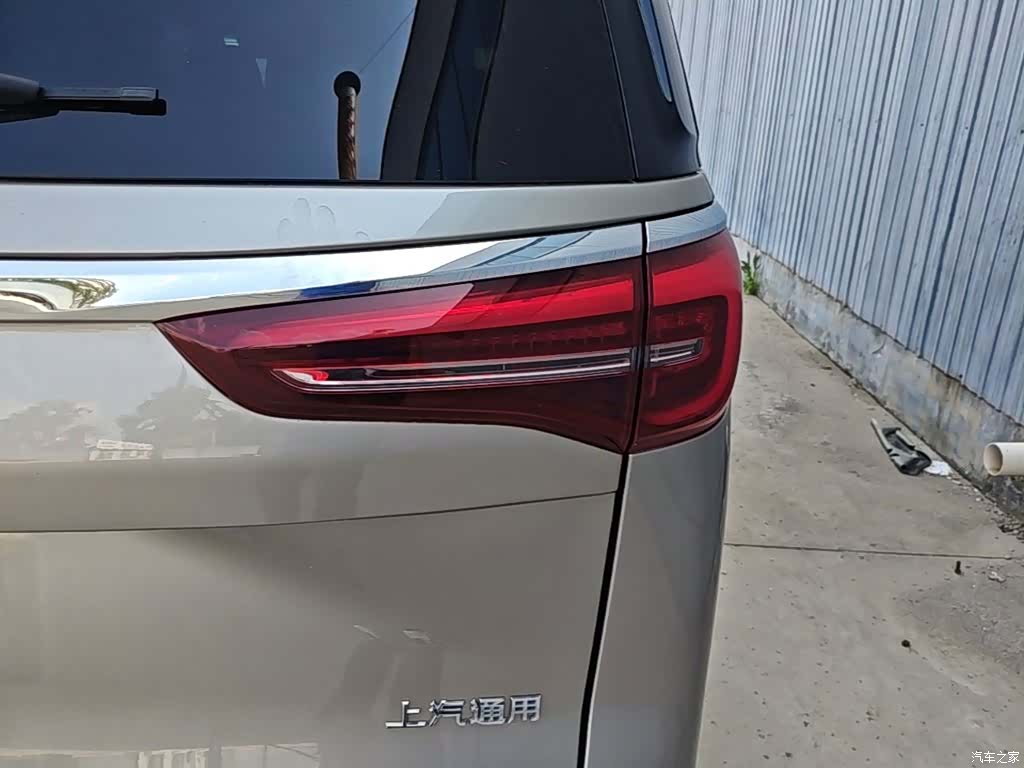 Buick GL8, 2023 8
