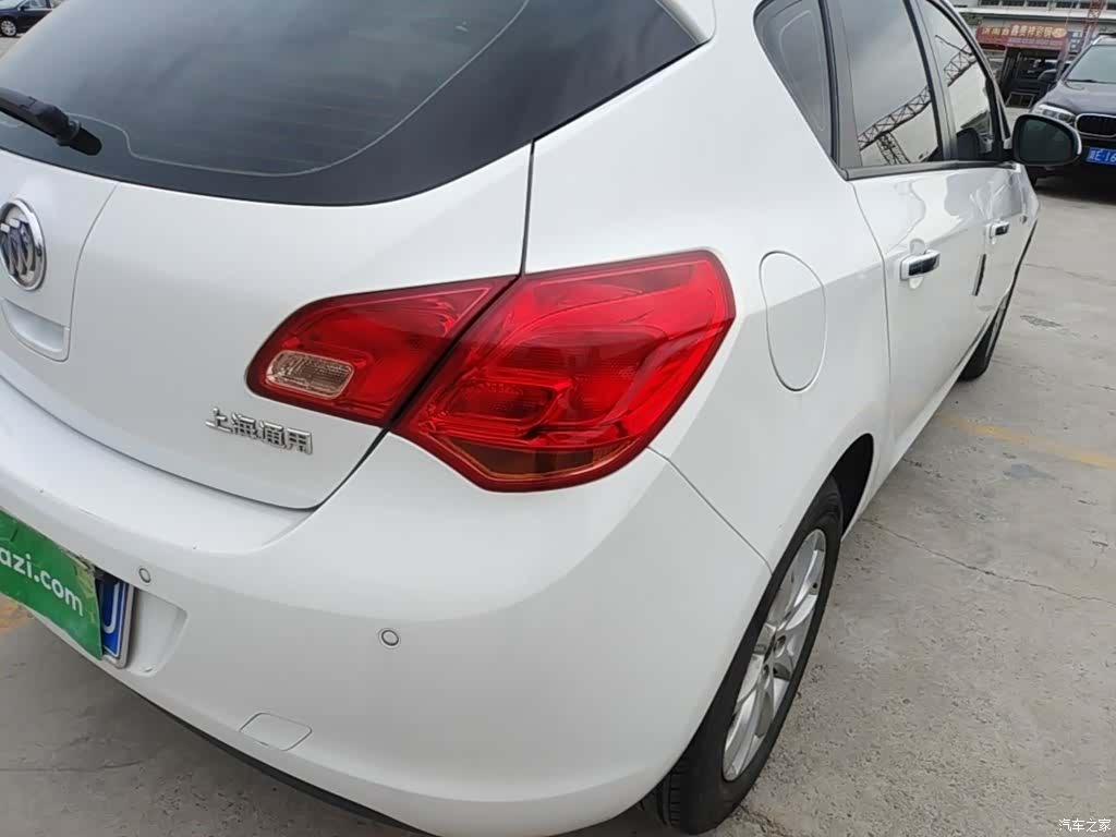 Buick XT, 2015 8