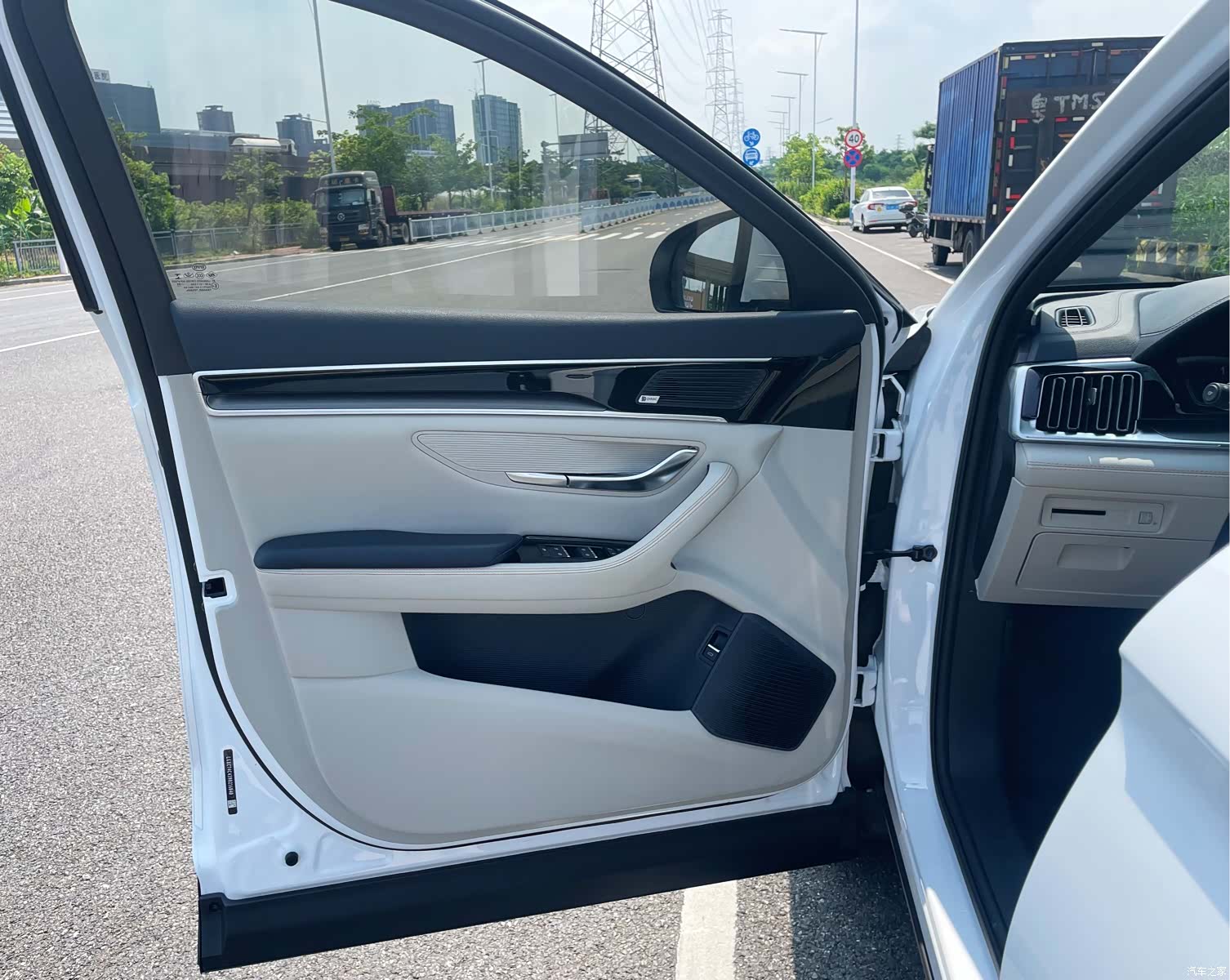 BYD Song, 2022 11