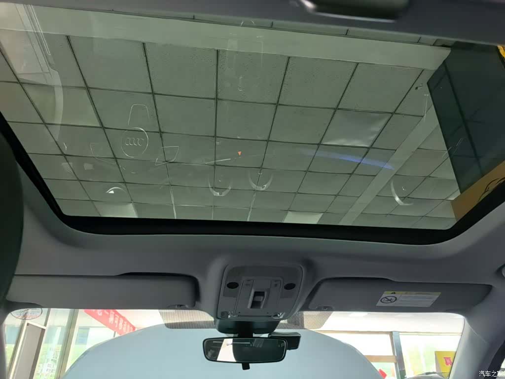 Audi Q2L, 2022 18