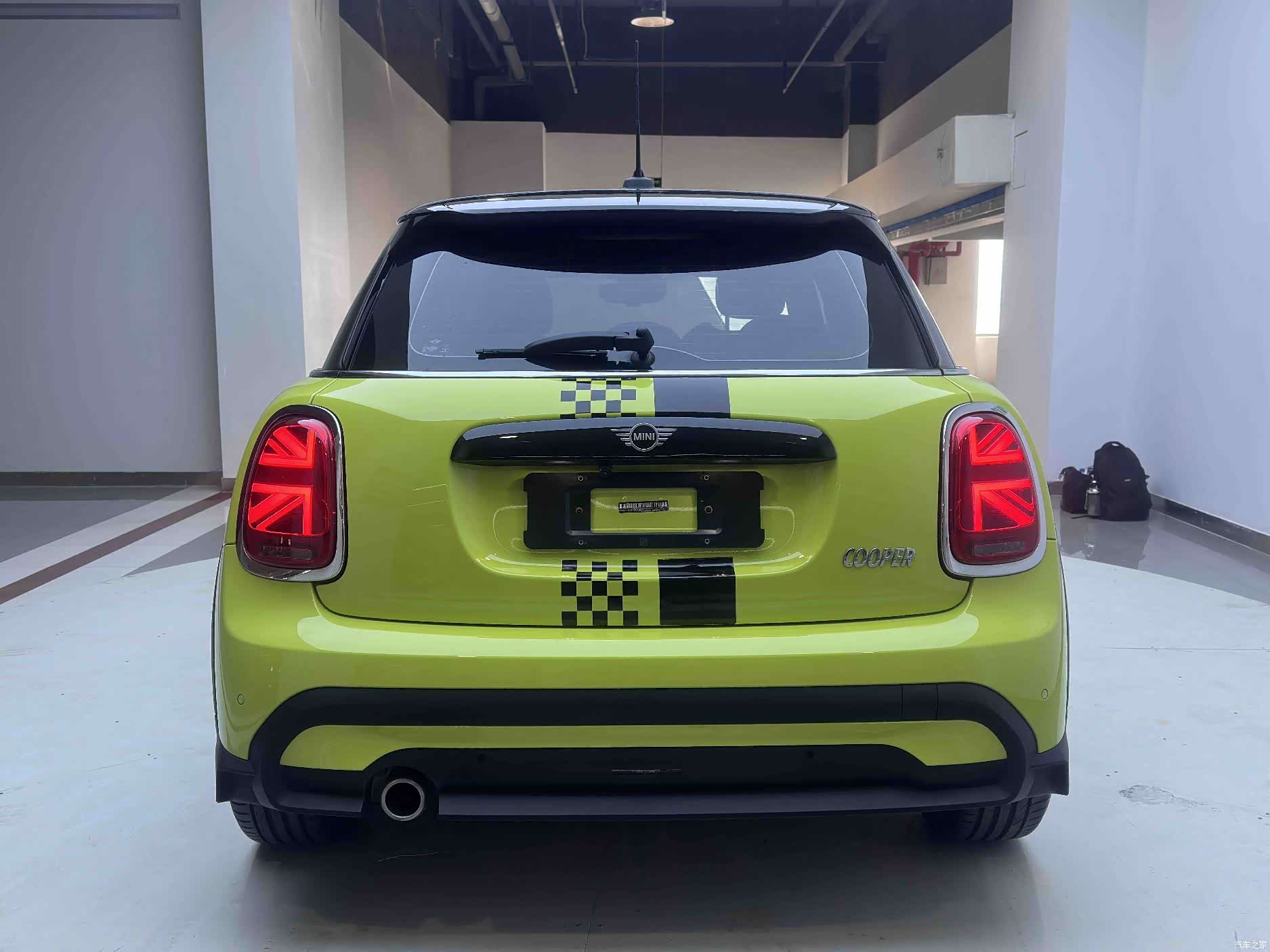 Mini Cooper, 2023 2