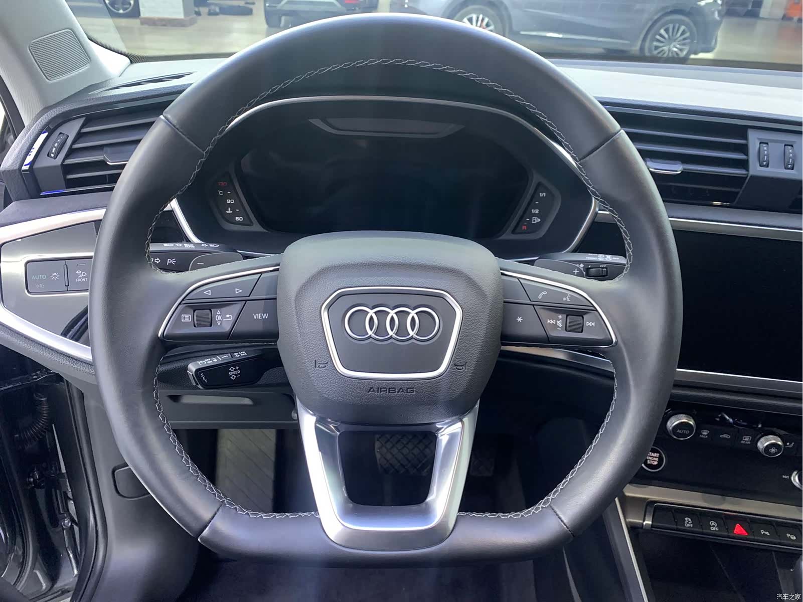 Audi Q3, 2023 7