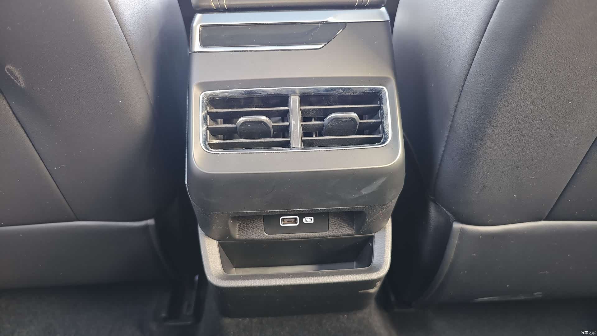 Geely Preface, 2021 15
