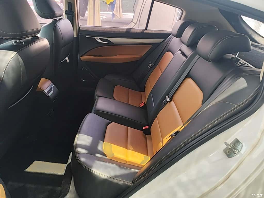 Geely S1, 2018 17