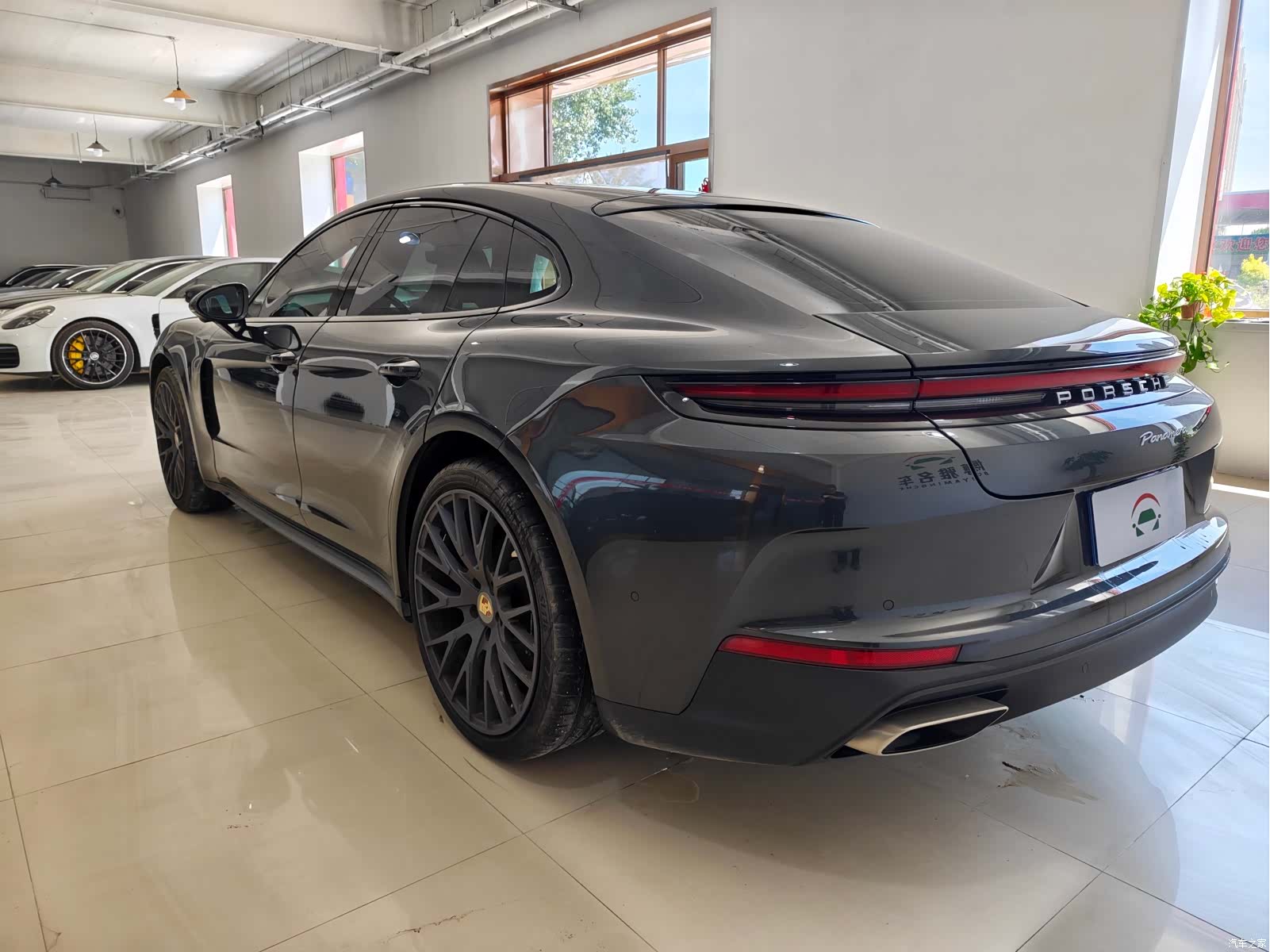 Porsche Panamera, 2025 4