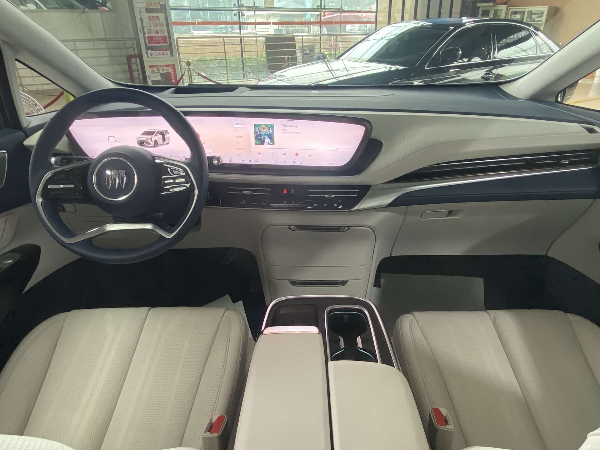 Buick Century, 2025 8