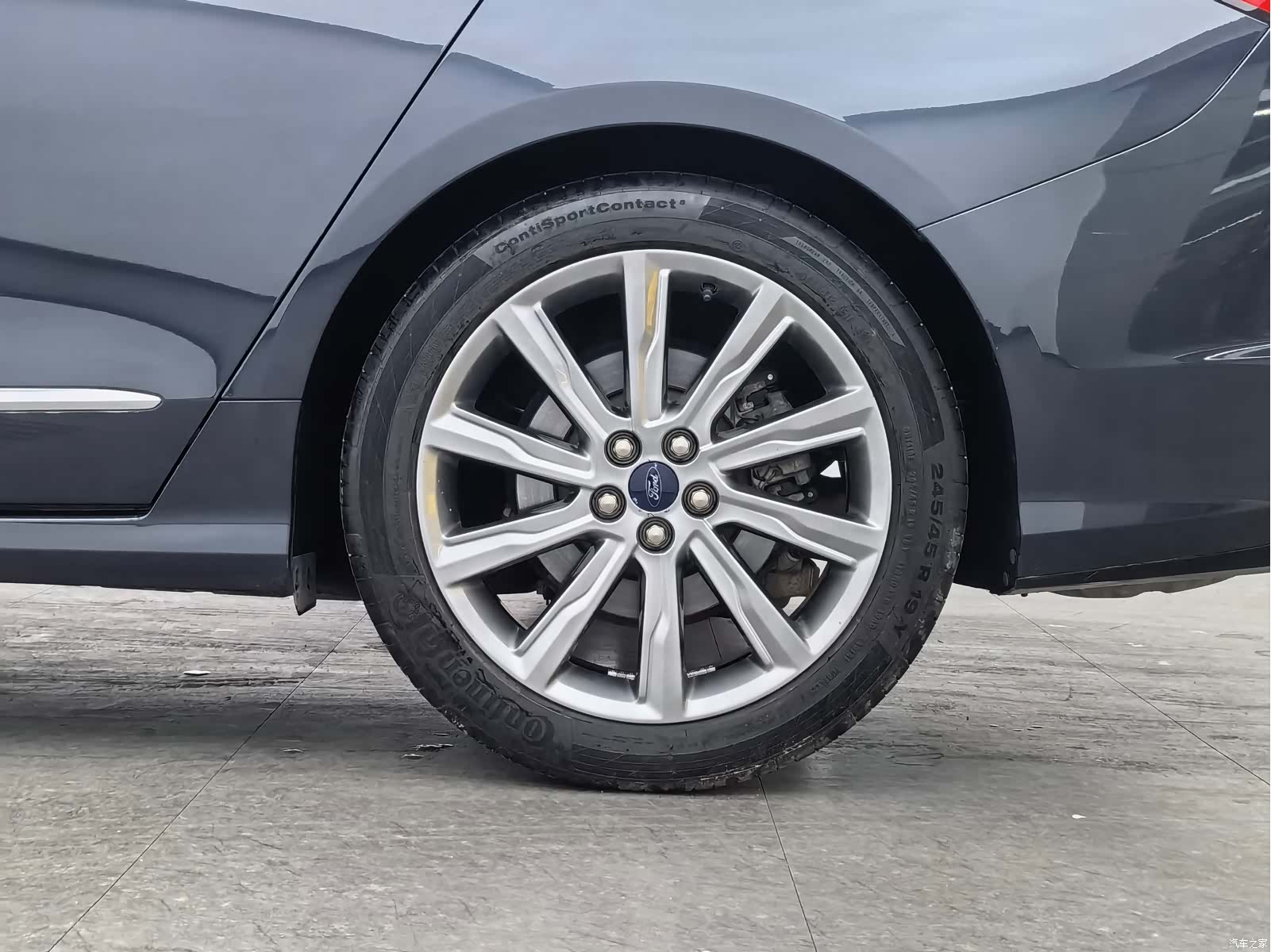 Ford Taurus, 2021 13