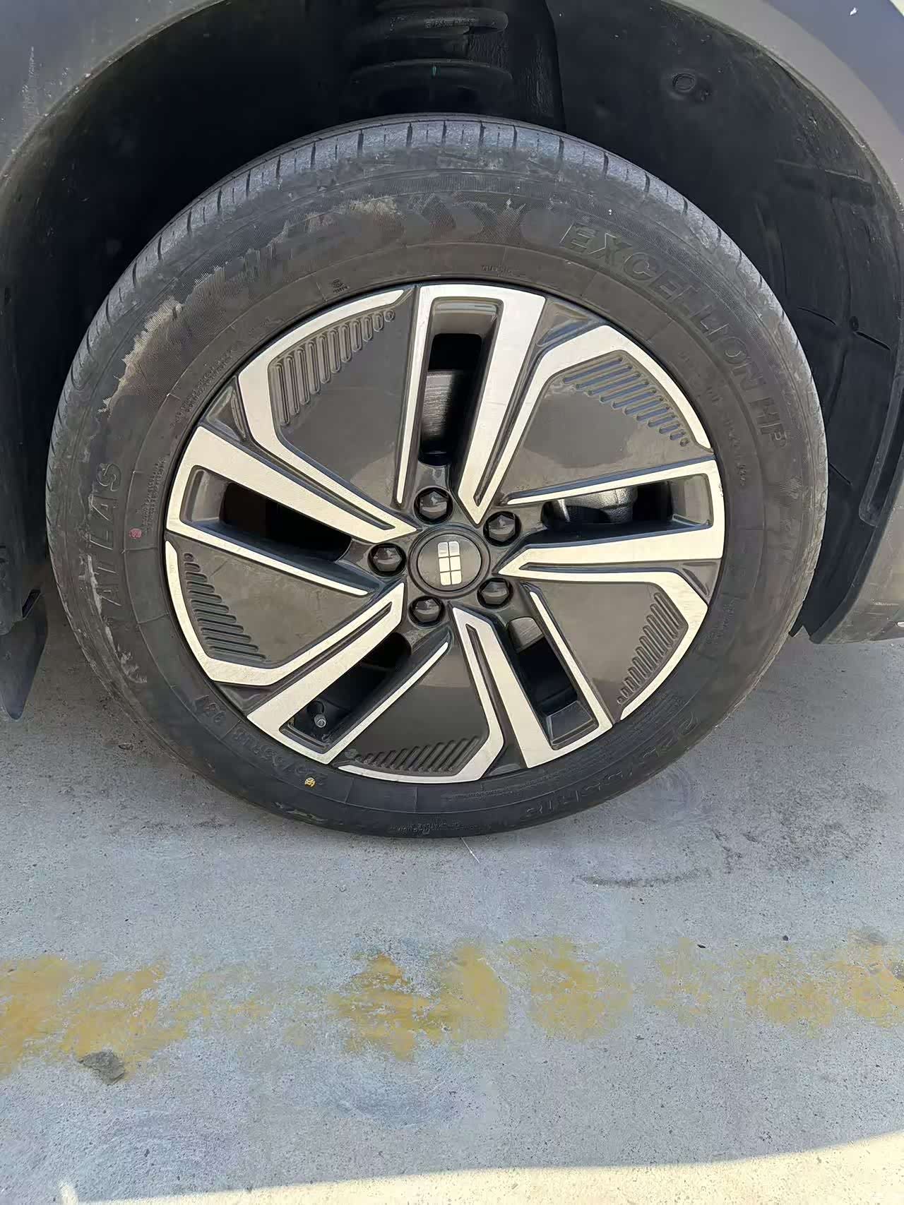 Geely 7, 2025 7