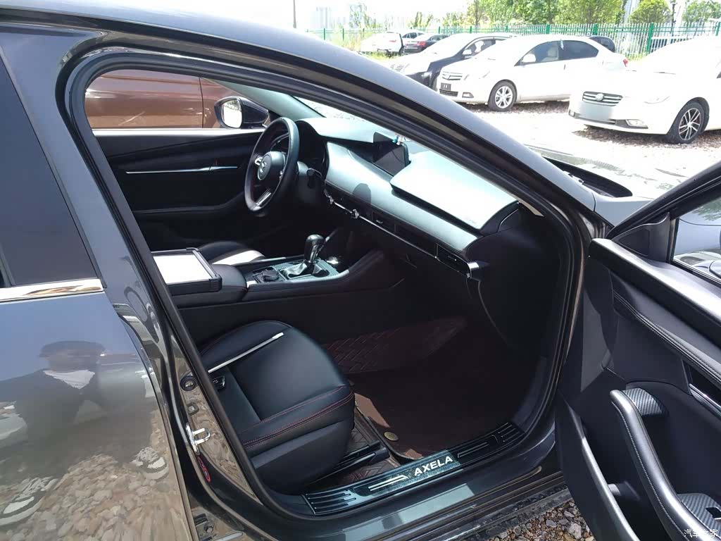 Mazda Mazda3, 2022 20