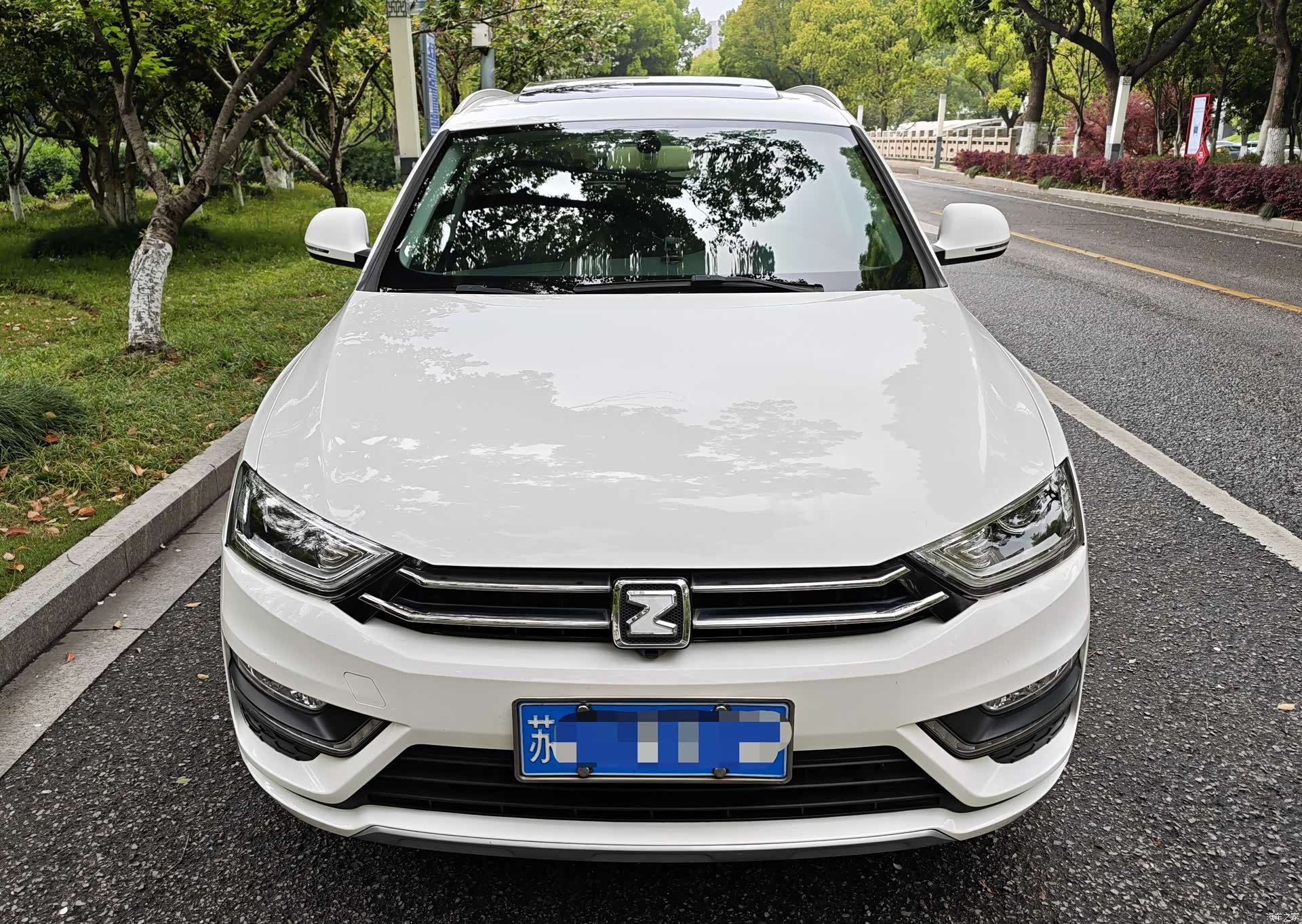 Zotye SR7, 2016 1