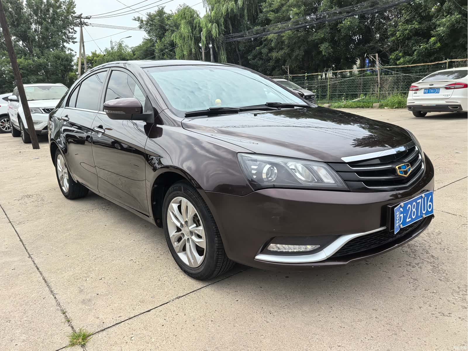 Geely Emgrand, 2016 3