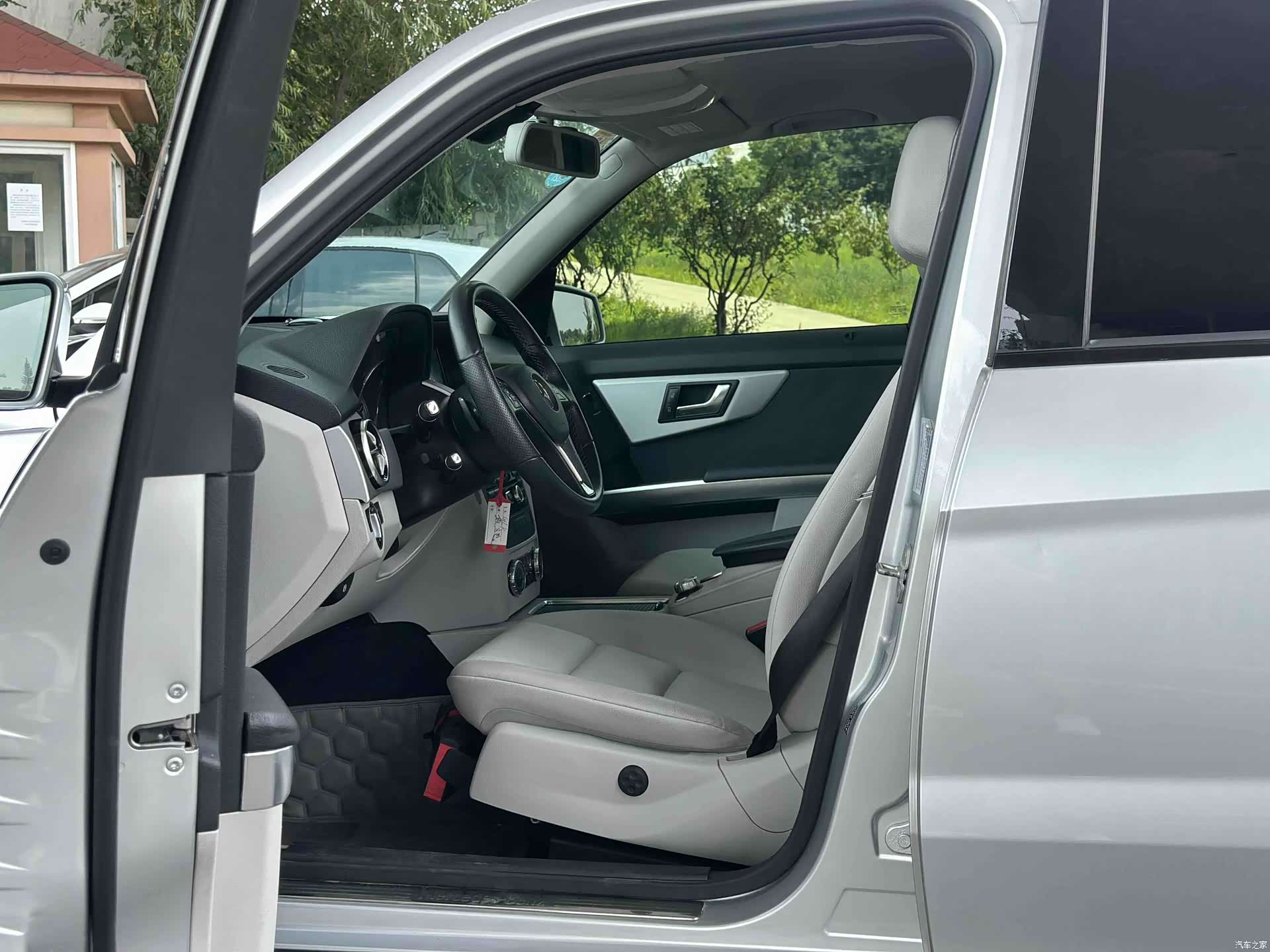 Mercedes-Benz GLK-Class, 2013 4
