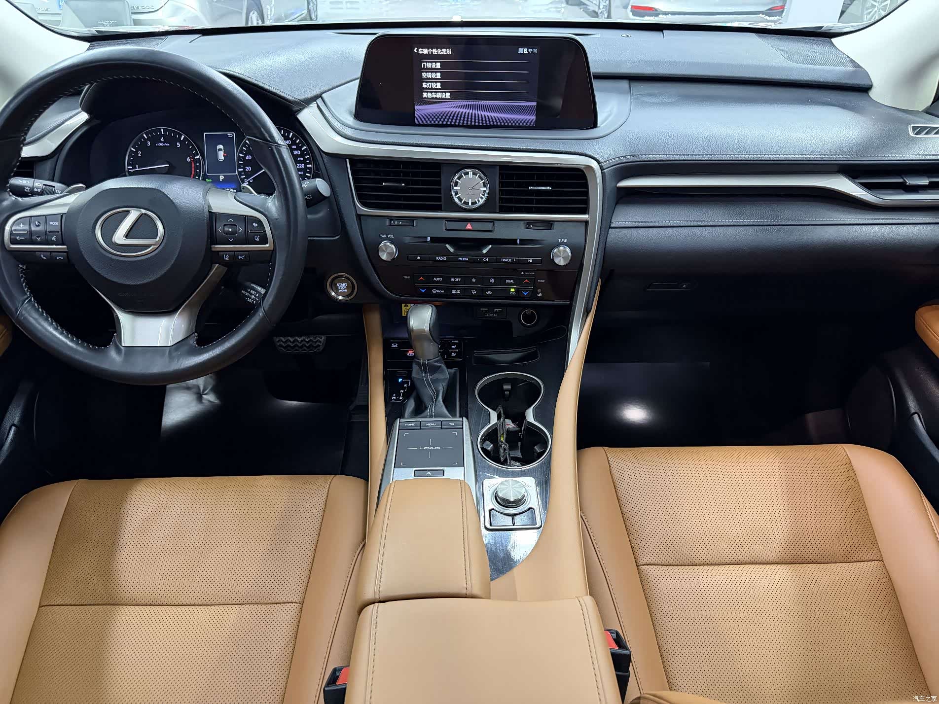 Lexus RX, 2019 10