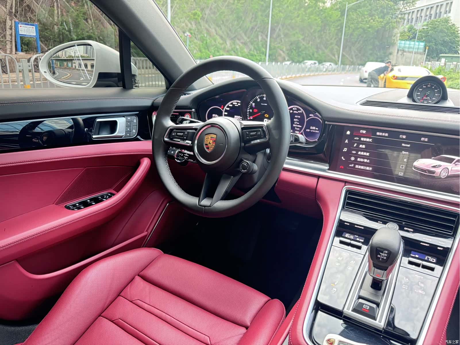 Porsche Panamera, 2022 9