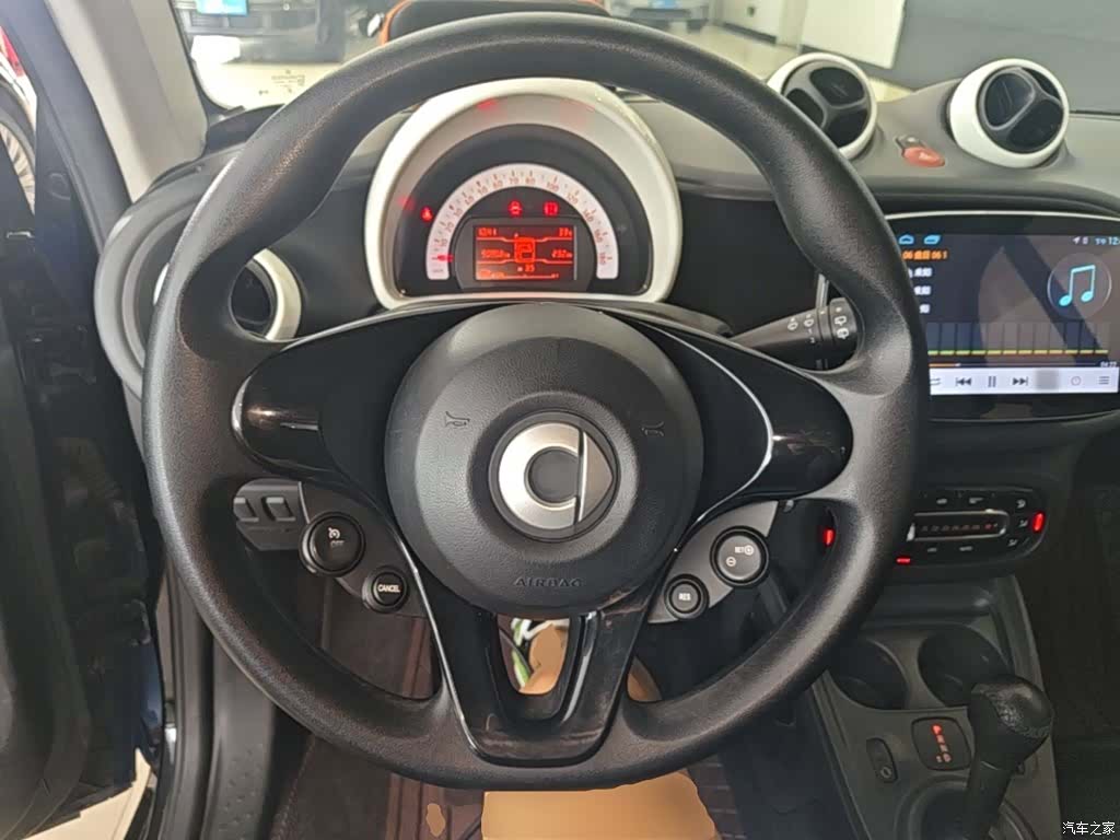 Smart Fortwo, 2016 11
