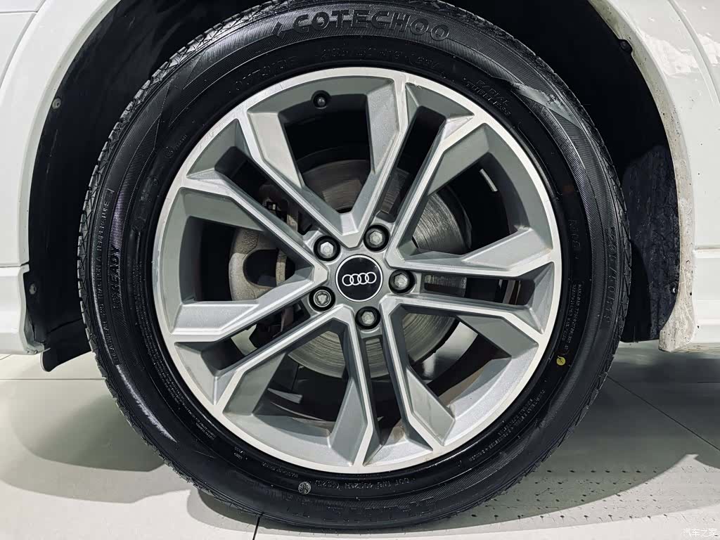 Audi Q3, 2021 10