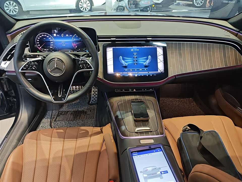 Mercedes-Benz E-class Mercedes-Benz E-class