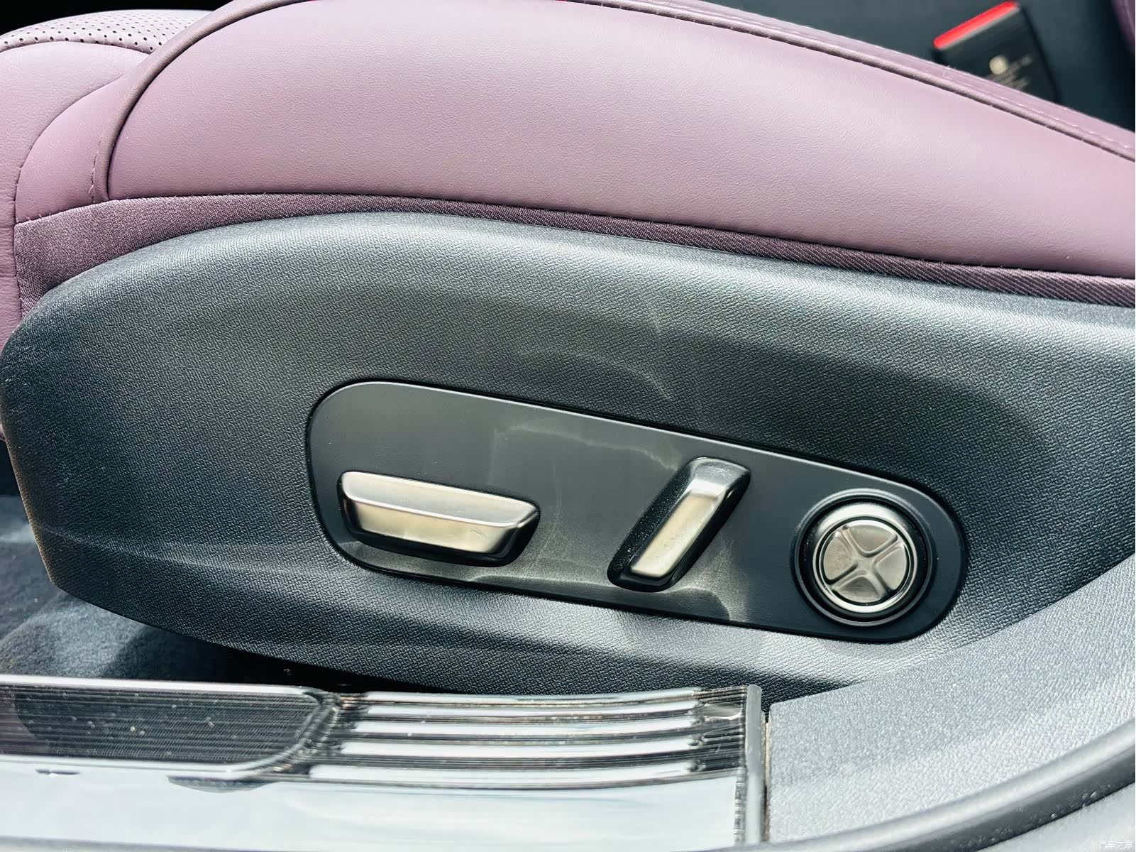 Xiaomi SU7, 2025 14