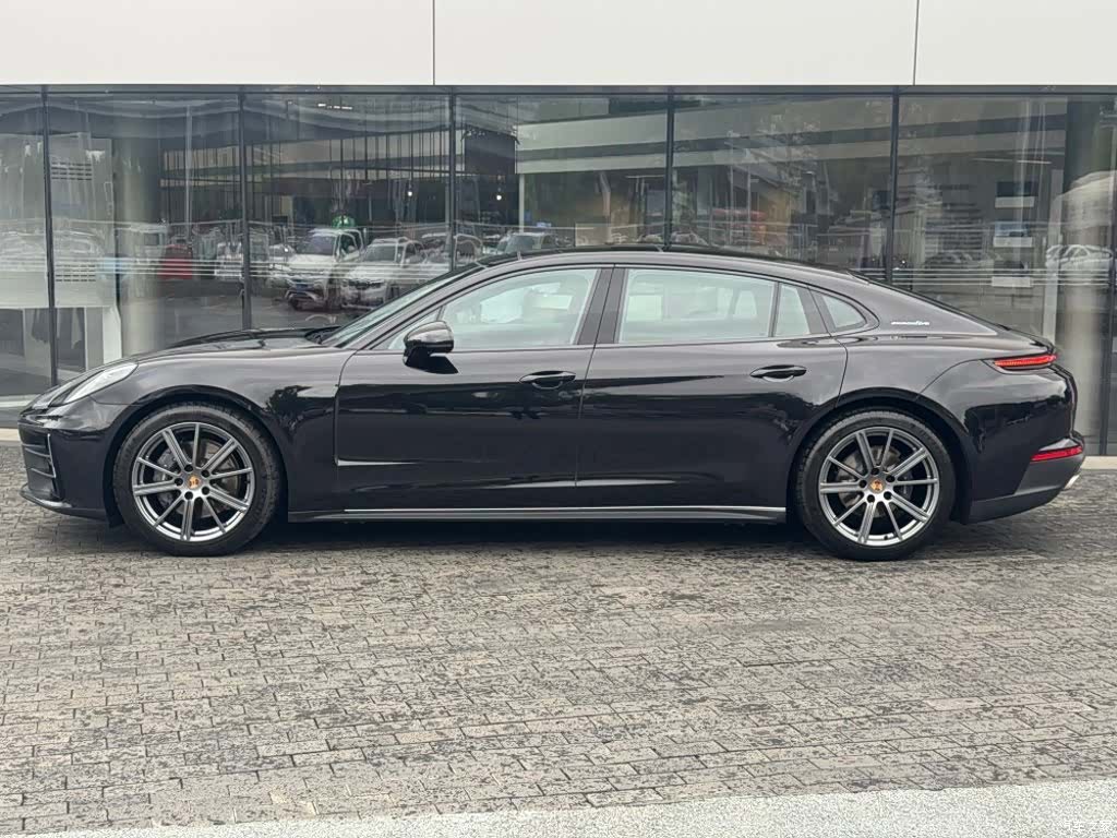 Porsche Panamera, 2024 12