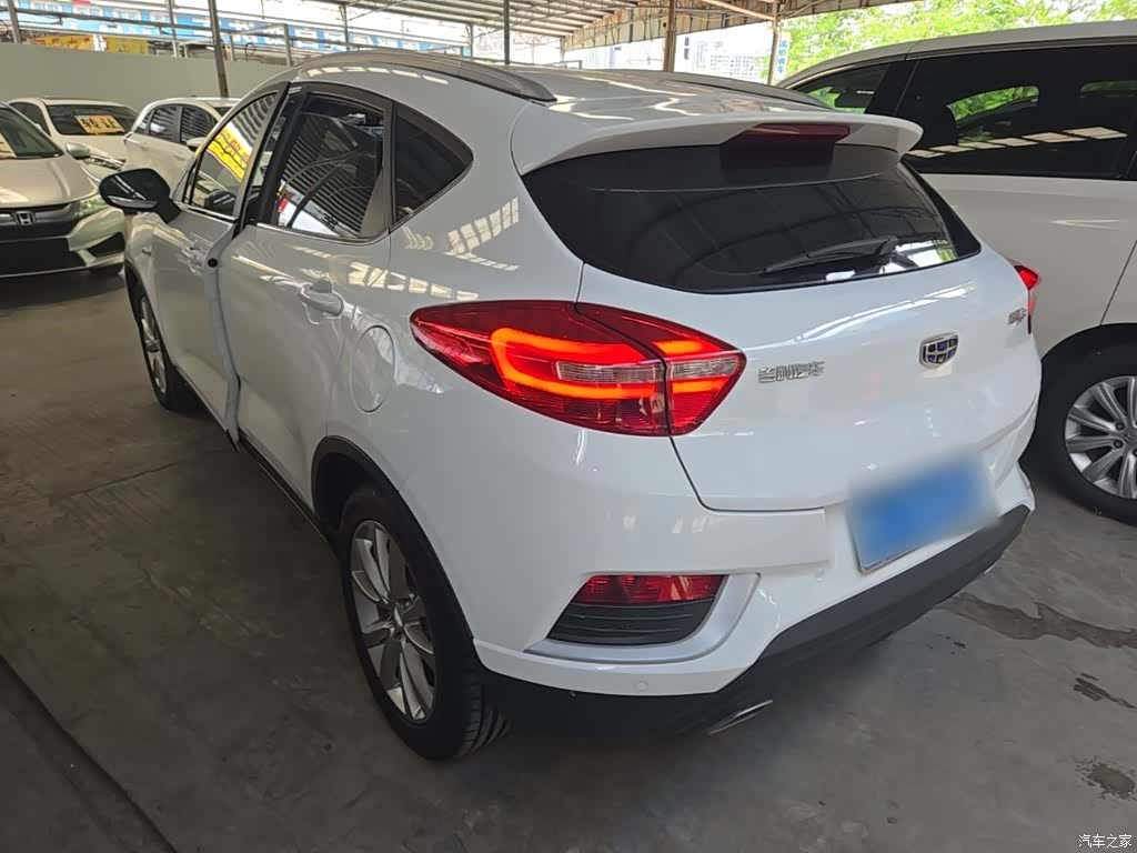 Geely Emgrand, 2016 все фото