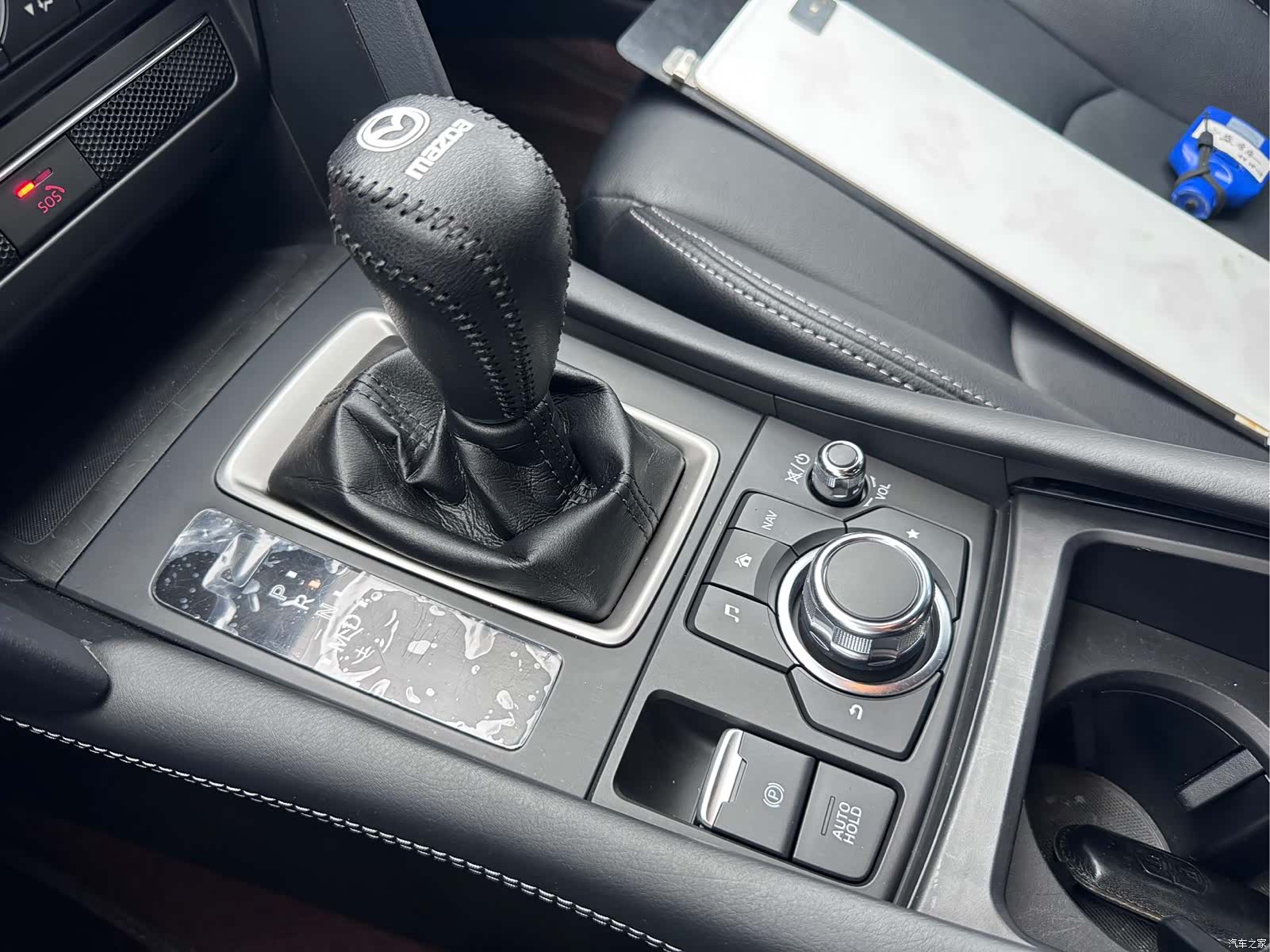 Mazda CX-4, 2023 18