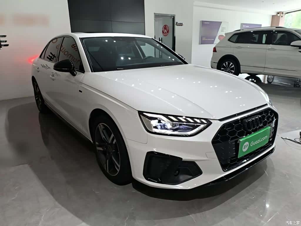 Audi A4L, 2023 4